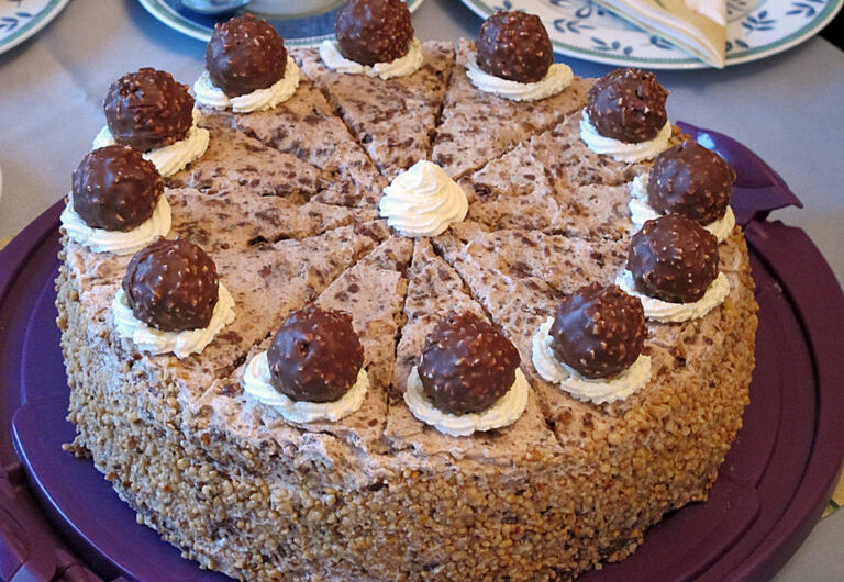 Ferrero Rocher Torte