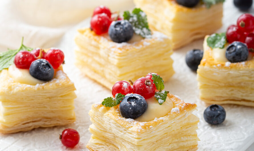 Gefüllte Blätterteigkörbchen mit Obst