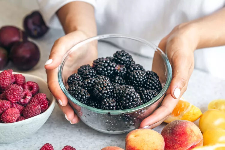 Experten geben Tipps dazu, ob Sie Brombeeren vor dem Lagern waschen sollten und wann es an der Zeit ist, sie wegzuwerfen.