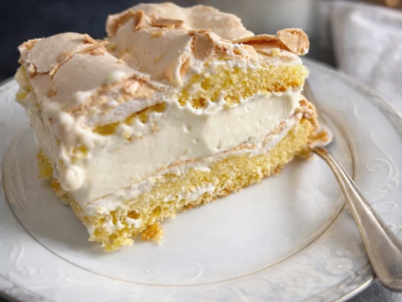 Baiserkuchen mit Vanillecreme – einfach, locker und cremig