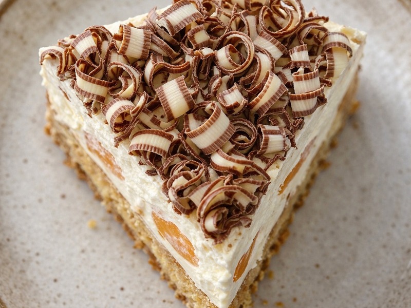 Mandarinen-Schmand-Torte mit Sahne – einfach und cremig